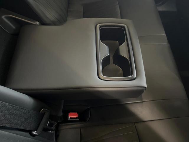 ハリアー Ｇ　バックカメラ　衝突被害軽減システム　レーダークルーズ　ブラインドスポットモニター　禁煙車　電動リアゲート　ハーフレザーシート　パワーシート　コーナーセンサー　スマートキー　ＬＥＤヘッド　ＥＴＣ２．０（35枚目）