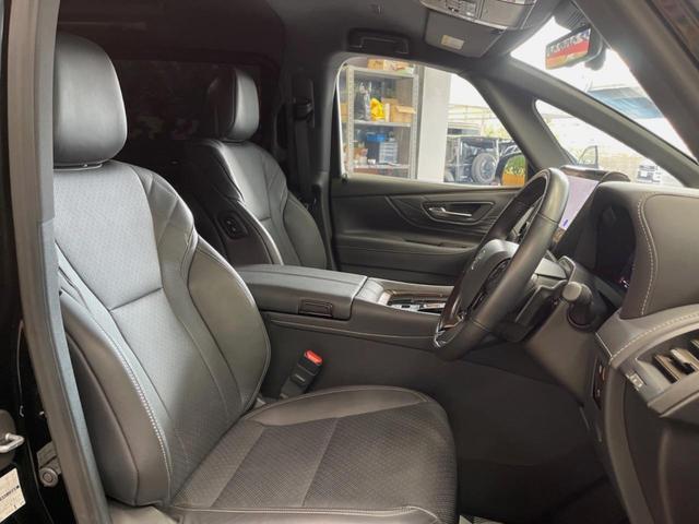 ヴェルファイアハイブリッド Ｚ　プレミア　左右独立ムーンルーフ　モデリスタエアロ　１４インチディスプレイオーディオ　全周囲カメラ　両側パワスラ　セーフティセンス　レーダークルーズ　黒革シート　デジタルインナーミラー　ブラインドスポットモニター（7枚目）