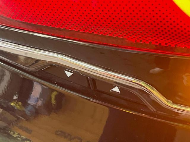 ヴェルファイアハイブリッド Ｚ　プレミア　左右独立ムーンルーフ　モデリスタエアロ　１４インチディスプレイオーディオ　全周囲カメラ　両側パワスラ　セーフティセンス　レーダークルーズ　黒革シート　デジタルインナーミラー　ブラインドスポットモニター（26枚目）