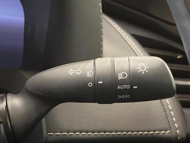 ヴェルファイアハイブリッド Ｚ　プレミア　左右独立ムーンルーフ　モデリスタエアロ　１４インチディスプレイオーディオ　全周囲カメラ　両側パワスラ　セーフティセンス　レーダークルーズ　黒革シート　デジタルインナーミラー　ブラインドスポットモニター（42枚目）