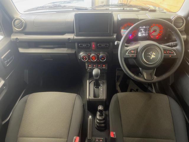 ジムニーノマド ＦＣ　４ＷＤ　スズキセーフティサポート　レーダークルーズ　前席シートヒーター　ダウンヒルアシスト　オートハイビーム　ＬＥＤヘッド　コーナーセンサー　純正１５インチアルミ　革巻きステアリング　オートエアコン（2枚目）