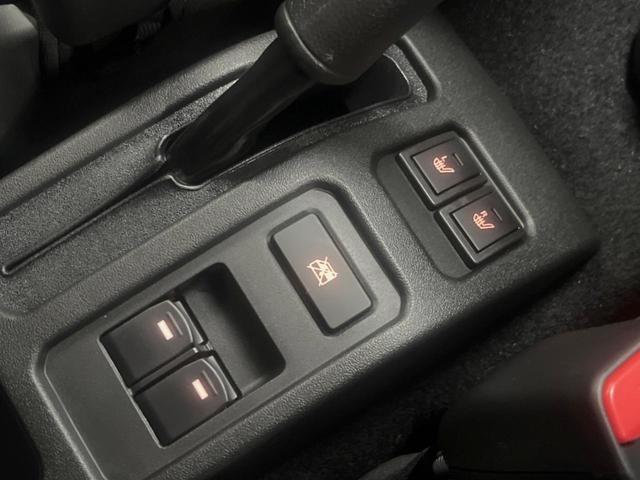 ジムニーノマド ＦＣ　４ＷＤ　スズキセーフティサポート　レーダークルーズ　前席シートヒーター　ダウンヒルアシスト　オートハイビーム　ＬＥＤヘッド　コーナーセンサー　純正１５インチアルミ　革巻きステアリング　オートエアコン（6枚目）
