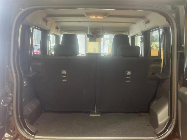 ジムニーノマド ＦＣ　４ＷＤ　スズキセーフティサポート　レーダークルーズ　前席シートヒーター　ダウンヒルアシスト　オートハイビーム　ＬＥＤヘッド　コーナーセンサー　純正１５インチアルミ　革巻きステアリング　オートエアコン（10枚目）