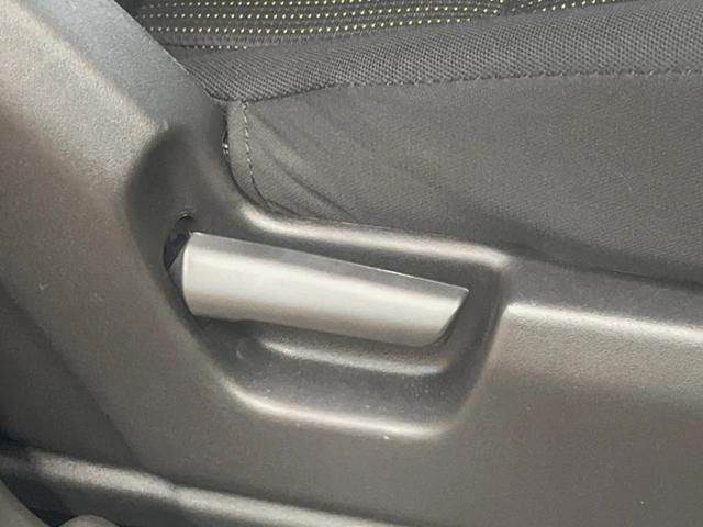 ジムニーノマド ＦＣ　４ＷＤ　スズキセーフティサポート　レーダークルーズ　前席シートヒーター　ダウンヒルアシスト　オートハイビーム　ＬＥＤヘッド　コーナーセンサー　純正１５インチアルミ　革巻きステアリング　オートエアコン（28枚目）