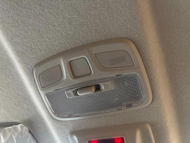 ジムニーノマド ＦＣ　４ＷＤ　スズキセーフティサポート　レーダークルーズ　前席シートヒーター　ダウンヒルアシスト　オートハイビーム　ＬＥＤヘッド　コーナーセンサー　純正１５インチアルミ　革巻きステアリング　オートエアコン（38枚目）