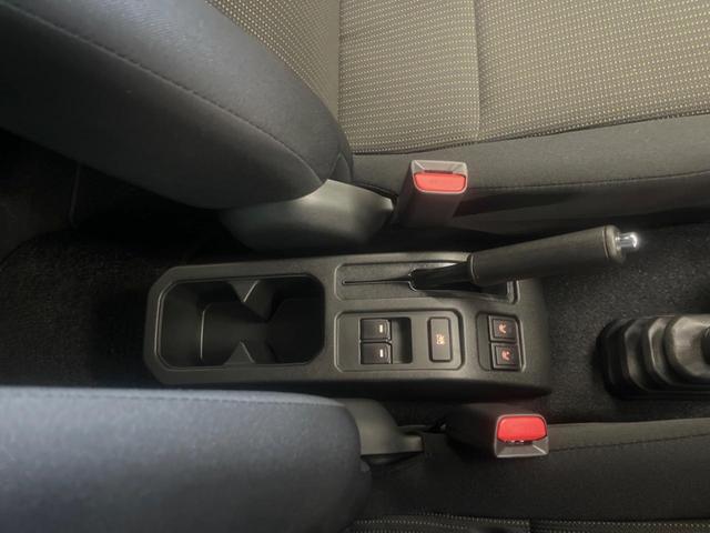 ジムニーノマド ＦＣ　４ＷＤ　スズキセーフティサポート　レーダークルーズ　前席シートヒーター　ダウンヒルアシスト　オートハイビーム　ＬＥＤヘッド　コーナーセンサー　純正１５インチアルミ　革巻きステアリング　オートエアコン（41枚目）