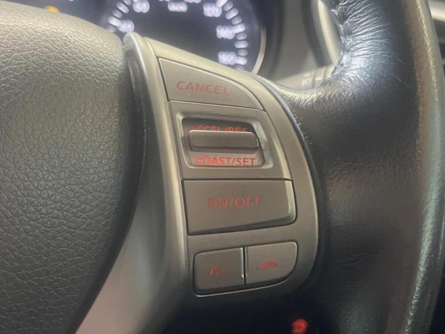 エクストレイル ２０Ｘ　エマージェンシーブレーキパッケージ　４ＷＤ　メーカーナビ　全周囲カメラ　エマージェンシーブレーキ　クルーズコントロール　シートヒーター　ＬＥＤヘッド　デュアルオートエアコン　１７インチアルミ　革巻きステアリング　ダウンヒルアシスト（5枚目）