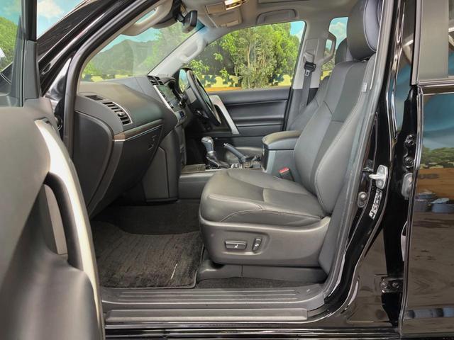 ランドクルーザープラド ＴＸ　Ｌパッケージ　マットブラックエディション　７人乗り　サンルーフ　禁煙車　純正９インチディスプレイオーディオ　全周囲カメラ　セーフティセンス　レーダークルーズ　黒革シート　グレード専用１８インチアルミ　ＬＥＤヘッド　ＥＴＣ　前席シートヒーター（25枚目）