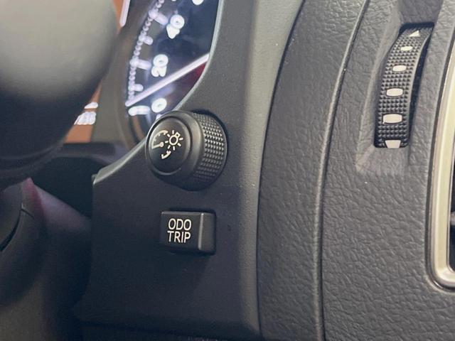 ランドクルーザープラド ＴＸ　Ｌパッケージ　マットブラックエディション　７人乗り　サンルーフ　禁煙車　純正９インチディスプレイオーディオ　全周囲カメラ　セーフティセンス　レーダークルーズ　黒革シート　グレード専用１８インチアルミ　ＬＥＤヘッド　ＥＴＣ　前席シートヒーター（36枚目）