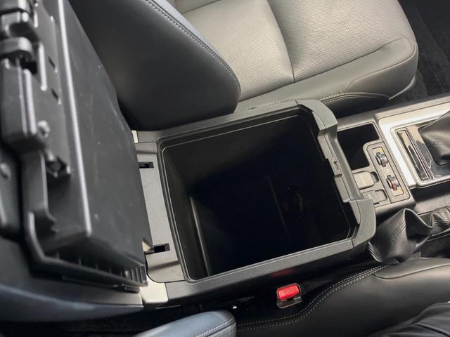 ランドクルーザープラド ＴＸ　Ｌパッケージ　マットブラックエディション　７人乗り　サンルーフ　禁煙車　純正９インチディスプレイオーディオ　全周囲カメラ　セーフティセンス　レーダークルーズ　黒革シート　グレード専用１８インチアルミ　ＬＥＤヘッド　ＥＴＣ　前席シートヒーター（57枚目）