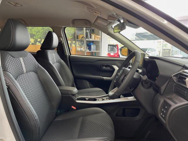 �y�n�[�t���U�[�V�[�g�z�������ƍ���S�n�𗼗������l�C�̃V�[�g���w�ʁE���ʂ̃t�@�u���b�N�f�ނ́A�ʋC���̗ǂ��⊊��ɂ����ɗD��Ă��܂��B�C���╞���ɍ��E���ꂸ���K�ɂ���肢�������܂��B