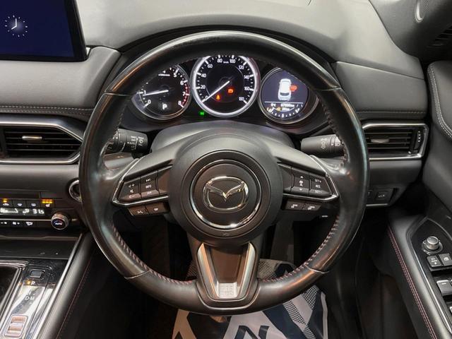 �y�����v�����X�e�A�����O�z�㎿�Ȋv���g�p���邱�ƂŁA��ɂ����������݂ƂĂ��^�]���₷���n���h���ł���