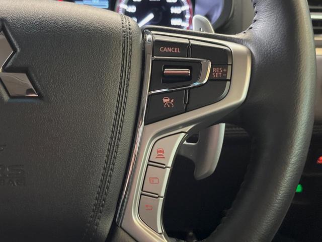 �y���[�_�[�N���[�Y�R���g���[���z�������H�ł̒��������s���y�ɁI�I�����ő��x��ۂN���[�Y�R���g���[�����A�Փˌy���V�X�e���ƘA�g���A�O���̎ԗ������m���ĎԊԂ�ۂ悤�ɑ��x���߂��Ă���܂��I�I