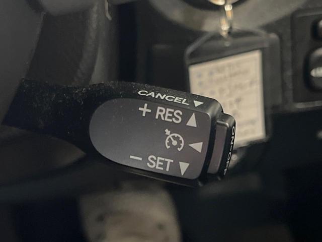 ＦＪクルーザー カラーパッケージ　４ＷＤ　純正７インチＳＤナビ　バックカメラ　禁煙車　ドラレコ　コーナーセンサー　ＨＩＤヘッド　ＥＴＣ　クルコン　２トーンカラー　Ｂｌｕｅｔｏｏｔｈ再生　１７インチアルミ　オートライト（5枚目）