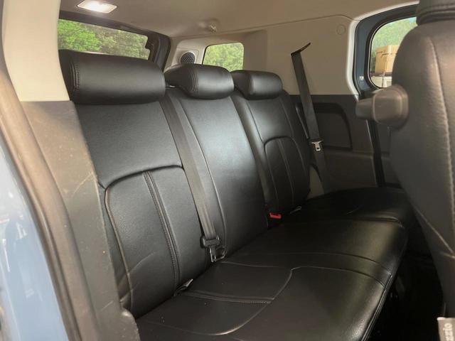 ＦＪクルーザー カラーパッケージ　４ＷＤ　純正７インチＳＤナビ　バックカメラ　禁煙車　ドラレコ　コーナーセンサー　ＨＩＤヘッド　ＥＴＣ　クルコン　２トーンカラー　Ｂｌｕｅｔｏｏｔｈ再生　１７インチアルミ　オートライト（9枚目）