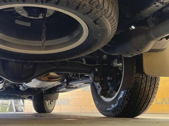 ランドクルーザープラド ＴＸ　Ｌパッケージ　マットブラックエディション　サンルーフ　ＢＩＧ－Ｘ９型ナビ　バックカメラ　セーフティセンス　レーダークルーズ　黒革シート　シートベンチレーション　グレード専用１８インチアルミ　革巻きステアリング　スマートキー　ＬＥＤヘッド（20枚目）