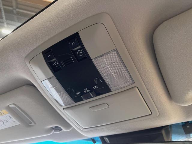 ランドクルーザープラド ＴＸ　Ｌパッケージ　マットブラックエディション　サンルーフ　ＢＩＧ－Ｘ９型ナビ　バックカメラ　セーフティセンス　レーダークルーズ　黒革シート　シートベンチレーション　グレード専用１８インチアルミ　革巻きステアリング　スマートキー　ＬＥＤヘッド（42枚目）