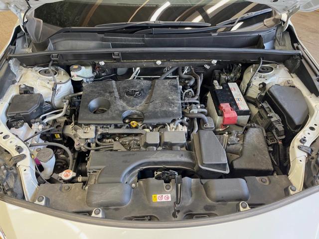 ハリアー Ｇ　８インチディスプレイオーディオ　バックカメラ　セーフティセンス　レーダークルーズ　ハーフレザーシート　パワーバックドア　純正１８インチアルミ　ＬＥＤヘッド　パワーシート　革巻きステアリング　ＥＴＣ（18枚目）