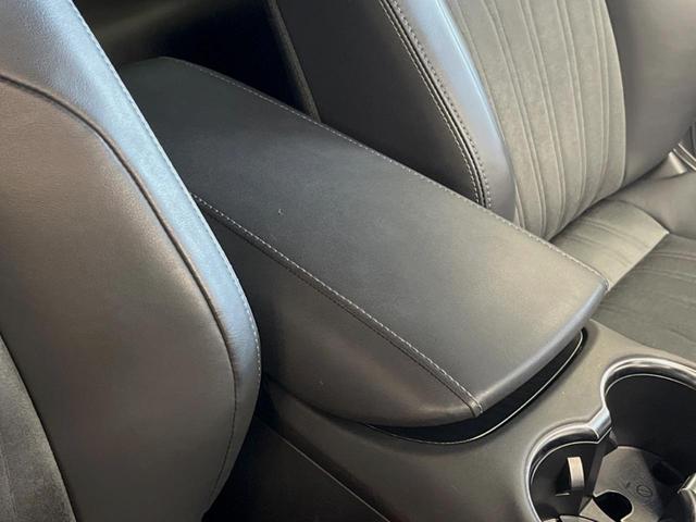 ハリアー Ｇ　８インチディスプレイオーディオ　バックカメラ　セーフティセンス　レーダークルーズ　ハーフレザーシート　パワーバックドア　純正１８インチアルミ　ＬＥＤヘッド　パワーシート　革巻きステアリング　ＥＴＣ（25枚目）