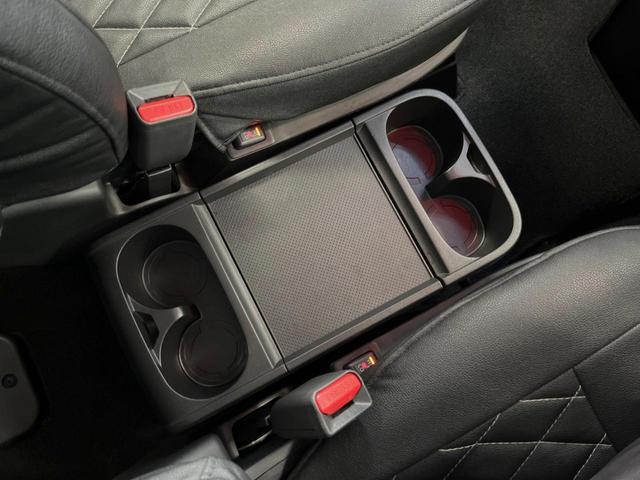 デリカＤ：５ Ｐ　４ＷＤ　ディーゼル　禁煙車　純正１０．１型ナビ　全周囲カメラ　レーダークルーズ　両側電動スライドドア　パワーバックドア　ブラインドスポットモニター　ＬＥＤヘッド　シートヒーター　パワーシート　ＥＴＣ（48枚目）