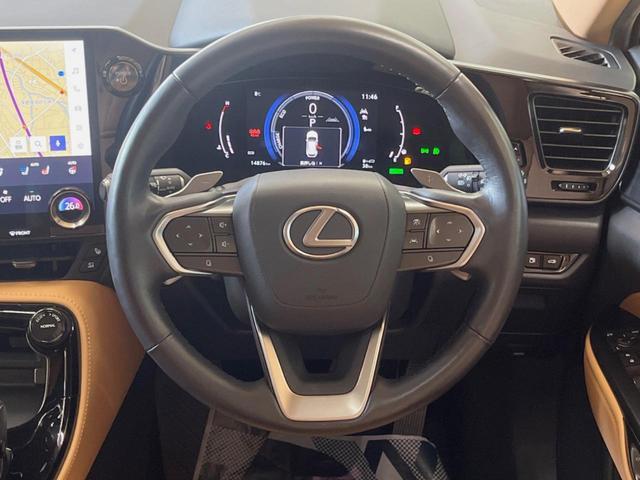 ＮＸ ＮＸ３５０ｈ　バージョンＬ　サンルーフ　１４型ディスプレイオーディオ　全周囲カメラ　プリクラッシュセーフティ　レーダークルーズ　茶革シート　デジタルインナーミラー　純正２０インチアルミ　シートベンチレーション　三眼ＬＥＤヘッド（11枚目）