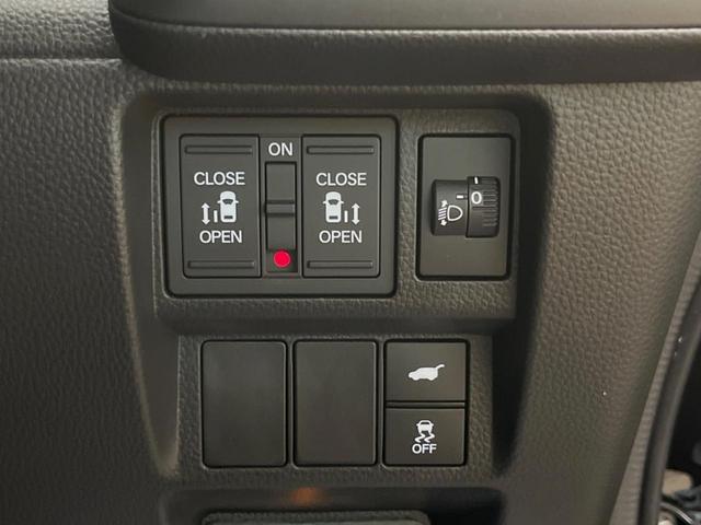ステップワゴン ｅ：ＨＥＶスパーダ　純正１１．４インチナビ　全周囲カメラ　ホンダセンシング　レーダークルーズ　両側パワスラ　ハーフレザーシート　ブラインドスポットモニター　パワーバックドア　シートヒーター　ＬＥＤヘッド　１６インチアルミ（5枚目）