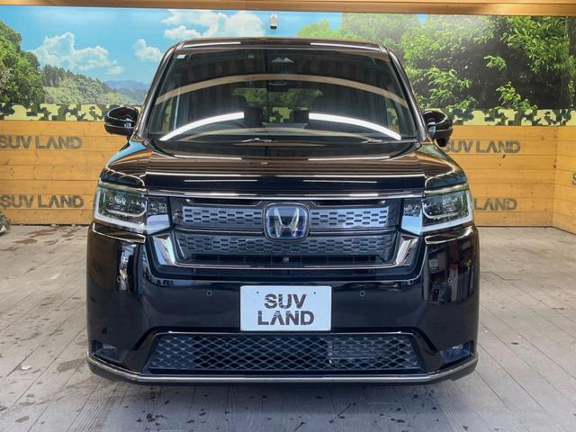 ステップワゴン ｅ：ＨＥＶスパーダ　純正１１．４インチナビ　全周囲カメラ　ホンダセンシング　レーダークルーズ　両側パワスラ　ハーフレザーシート　ブラインドスポットモニター　パワーバックドア　シートヒーター　ＬＥＤヘッド　１６インチアルミ（14枚目）