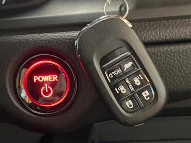 ステップワゴン ｅ：ＨＥＶスパーダ　純正１１．４インチナビ　全周囲カメラ　ホンダセンシング　レーダークルーズ　両側パワスラ　ハーフレザーシート　ブラインドスポットモニター　パワーバックドア　シートヒーター　ＬＥＤヘッド　１６インチアルミ（37枚目）
