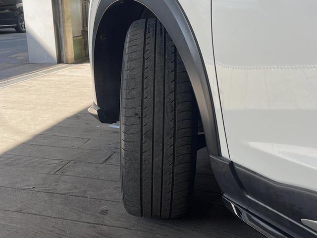 キックス X 純正9インチナビ 全周囲カメラ インテリジェントエマージェンシー プロパイロット 禁煙車 ハーフレザーシート コーナーセンサー ルーフレール オートブレーキホールド LEDヘッド 17インチアルミ(24枚目)