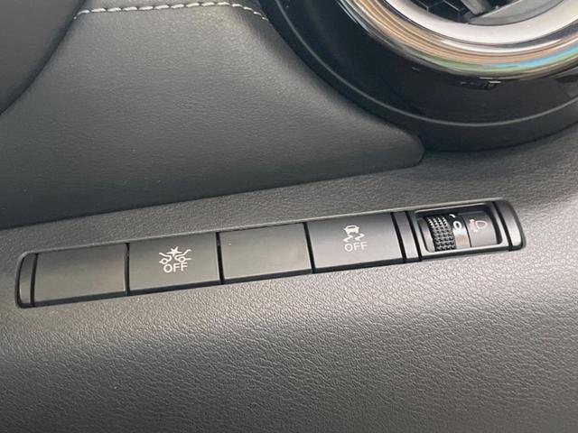 キックス X 純正9インチナビ 全周囲カメラ インテリジェントエマージェンシー プロパイロット 禁煙車 ハーフレザーシート コーナーセンサー ルーフレール オートブレーキホールド LEDヘッド 17インチアルミ(33枚目)