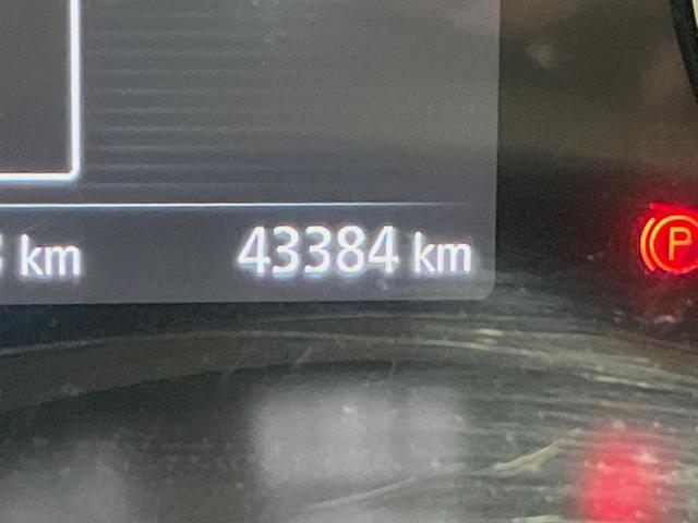 キックス X 純正9インチナビ 全周囲カメラ インテリジェントエマージェンシー プロパイロット 禁煙車 ハーフレザーシート コーナーセンサー ルーフレール オートブレーキホールド LEDヘッド 17インチアルミ(34枚目)