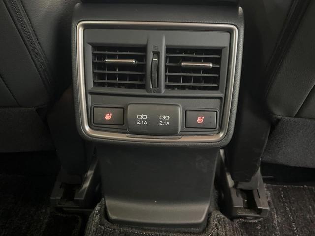 フォレスター アドバンス　純正ビルトインナビ　サイド・バックカメラ　アイサイトコアテクノロジー　レーダークルーズ　ハーフレザーシート　全席シートヒーター　ＬＥＤヘッド　メモリー機能付パワーシート　パワーバックドア　スマートキー（8枚目）