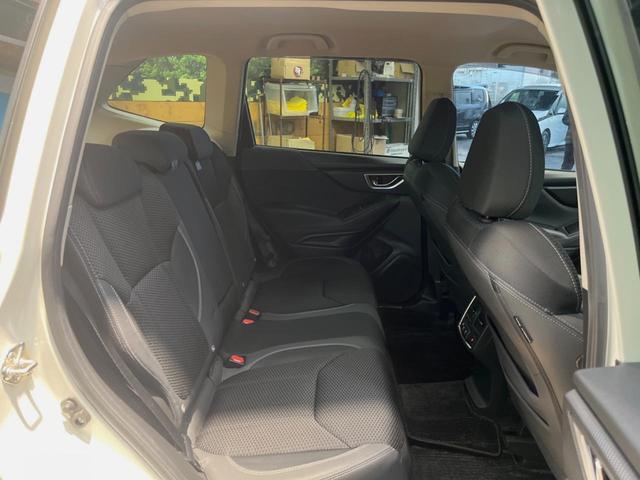 フォレスター アドバンス　純正ビルトインナビ　サイド・バックカメラ　アイサイトコアテクノロジー　レーダークルーズ　ハーフレザーシート　全席シートヒーター　ＬＥＤヘッド　メモリー機能付パワーシート　パワーバックドア　スマートキー（10枚目）