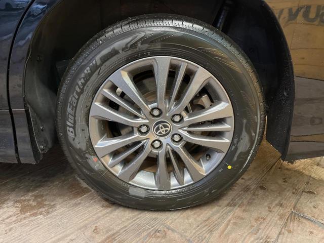 ヴォクシー ハイブリッドＳ－Ｇ　８インチディスプレイオーディオ　バックカメラ　セーフティセンス　レーダークルーズ　両側パワスラ　フリップダウン　ＬＥＤヘッド　革巻きステアリング　純正１６インチアルミ　オートエアコン　ＥＴＣビルトイン（23枚目）