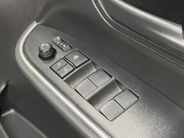 ヴォクシー ハイブリッドＳ－Ｇ　８インチディスプレイオーディオ　バックカメラ　セーフティセンス　レーダークルーズ　両側パワスラ　フリップダウン　ＬＥＤヘッド　革巻きステアリング　純正１６インチアルミ　オートエアコン　ＥＴＣビルトイン（36枚目）