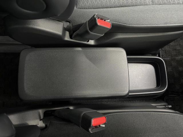 ヴォクシー ハイブリッドＳ－Ｇ　８インチディスプレイオーディオ　バックカメラ　セーフティセンス　レーダークルーズ　両側パワスラ　フリップダウン　ＬＥＤヘッド　革巻きステアリング　純正１６インチアルミ　オートエアコン　ＥＴＣビルトイン（47枚目）