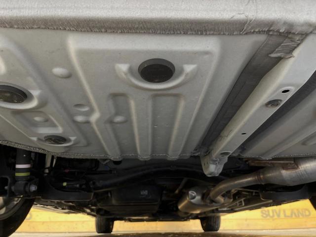 ノア ハイブリッドＳ－Ｚ　純正１０．５型ナビ　フリップダウンモニター　全周囲カメラ　１００Ｖ電源　衝突被害軽減システム　レーダークルーズ　禁煙車　電動リアゲート　コーナーセンサー　ＬＥＤヘッド　ＥＴＣ２．０（20枚目）