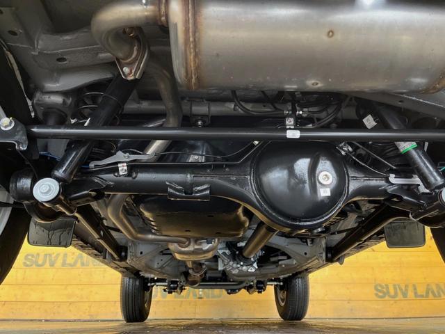 ジムニーノマド ＦＣ　登録済未使用車　４ＷＤ　４ＡＴ　スズキセーフティーサポート　シートヒーター　純正革巻きステアリング　１５インチ純正アルミ　ＬＥＤヘッド　ヘッドライトウォッシャー　衝突軽減装備　車線逸脱警告装備（17枚目）