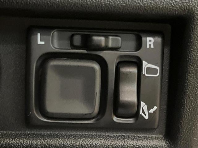 ジムニーノマド ＦＣ　登録済未使用車　４ＷＤ　４ＡＴ　スズキセーフティーサポート　シートヒーター　純正革巻きステアリング　１５インチ純正アルミ　ＬＥＤヘッド　ヘッドライトウォッシャー　衝突軽減装備　車線逸脱警告装備（24枚目）