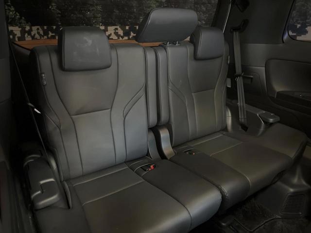 アルファードハイブリッド Ｚ　モデリスタエアロ　左右独立ムーンルーフ　１４インチディスプレイオーディオ　全周囲カメラ　セーフティセンス　レーダークルーズ　フリップダウン　合皮シート　両側パワスラ　パワーバックドア　１８インチアルミ（9枚目）