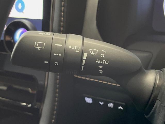 アルファードハイブリッド Ｚ　モデリスタエアロ　左右独立ムーンルーフ　１４インチディスプレイオーディオ　全周囲カメラ　セーフティセンス　レーダークルーズ　フリップダウン　合皮シート　両側パワスラ　パワーバックドア　１８インチアルミ（40枚目）