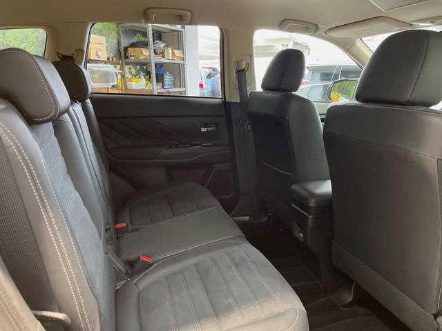 �L�X�Ƃ����Q��ڃV�[�g�͋��Z���������A���S�n�����K�I�F�B��Ƒ��Ƃ̂��o�����ɂ҂�����ł��B�x�r�[�V�[�g��`���C���h�V�[�g�g�p�������K�ɂ��߂�������������\���ȋ�Ԃ��m�ۂ��Ă��܂��B