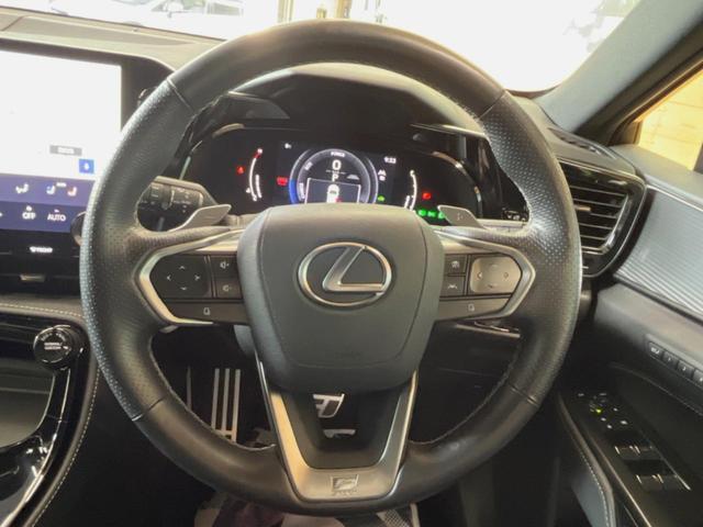 ＮＸ ＮＸ３５０ｈ　Ｆスポーツ　禁煙車　サンルーフ　純正１４インチディスプレイオーディオ　全周囲カメラ　プリクラッシュセーフティ　レーダークルーズ　メモリー機能付きパワーシート　ＡＣ１００Ｖ　パワーバックドア　前席シートエアコン（11枚目）