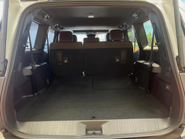 �������[���̃T�[�h�V�[�g�ł��B���ȕ������R���p�N�g�Ɏ��[�ł��A�L��ȉ׎��X�y�[�X�Ƃ��Ă��g�����������܂��I��Ԑl����ו��̗ʂȂǗ��p�V�[���ɍ��킹�ĂR��ڂ�L�����p�ł��A�Ƃ��Ă��֗���