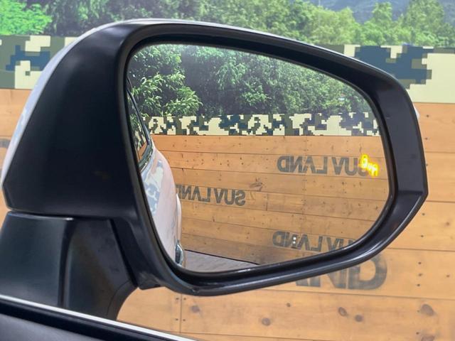 ハリアーハイブリッド Ｚ　１２．３インチディスプレイオーディオ　ＪＢＬサウンド　全周囲カメラ　ハンズフリーパワーバックドア　パワーシート　ブラインドスポットモニター　純正１９インチアルミ　デジタルインナーミラー　ＥＴＣ（7枚目）