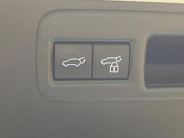 ハリアーハイブリッド Ｚ　１２．３インチディスプレイオーディオ　ＪＢＬサウンド　全周囲カメラ　ハンズフリーパワーバックドア　パワーシート　ブラインドスポットモニター　純正１９インチアルミ　デジタルインナーミラー　ＥＴＣ（8枚目）