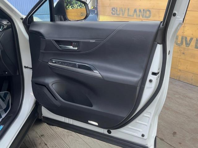 ハリアーハイブリッド Ｚ　１２．３インチディスプレイオーディオ　ＪＢＬサウンド　全周囲カメラ　ハンズフリーパワーバックドア　パワーシート　ブラインドスポットモニター　純正１９インチアルミ　デジタルインナーミラー　ＥＴＣ（35枚目）