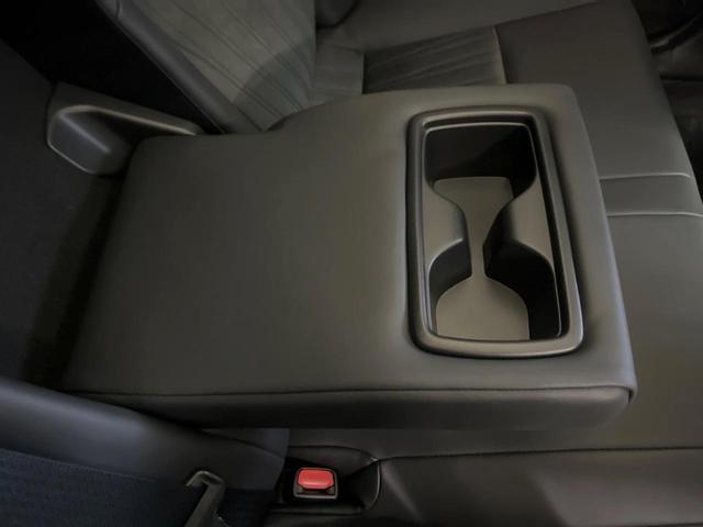 ハリアーハイブリッド Ｚ　１２．３インチディスプレイオーディオ　ＪＢＬサウンド　全周囲カメラ　ハンズフリーパワーバックドア　パワーシート　ブラインドスポットモニター　純正１９インチアルミ　デジタルインナーミラー　ＥＴＣ（37枚目）