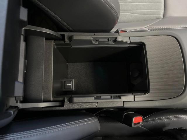 ハリアーハイブリッド Ｚ　１２．３インチディスプレイオーディオ　ＪＢＬサウンド　全周囲カメラ　ハンズフリーパワーバックドア　パワーシート　ブラインドスポットモニター　純正１９インチアルミ　デジタルインナーミラー　ＥＴＣ（49枚目）