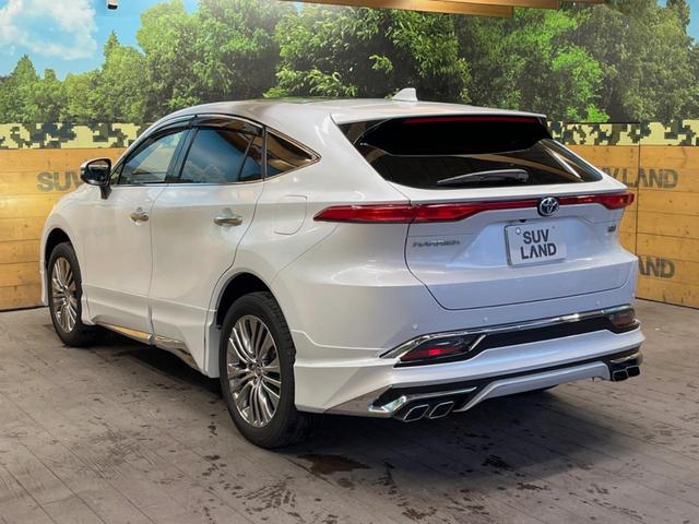 ハリアーハイブリッド Ｚ　１２．３インチディスプレイオーディオ　ＪＢＬサウンド　全周囲カメラ　ハンズフリーパワーバックドア　パワーシート　ブラインドスポットモニター　純正１９インチアルミ　デジタルインナーミラー　ＥＴＣ（55枚目）